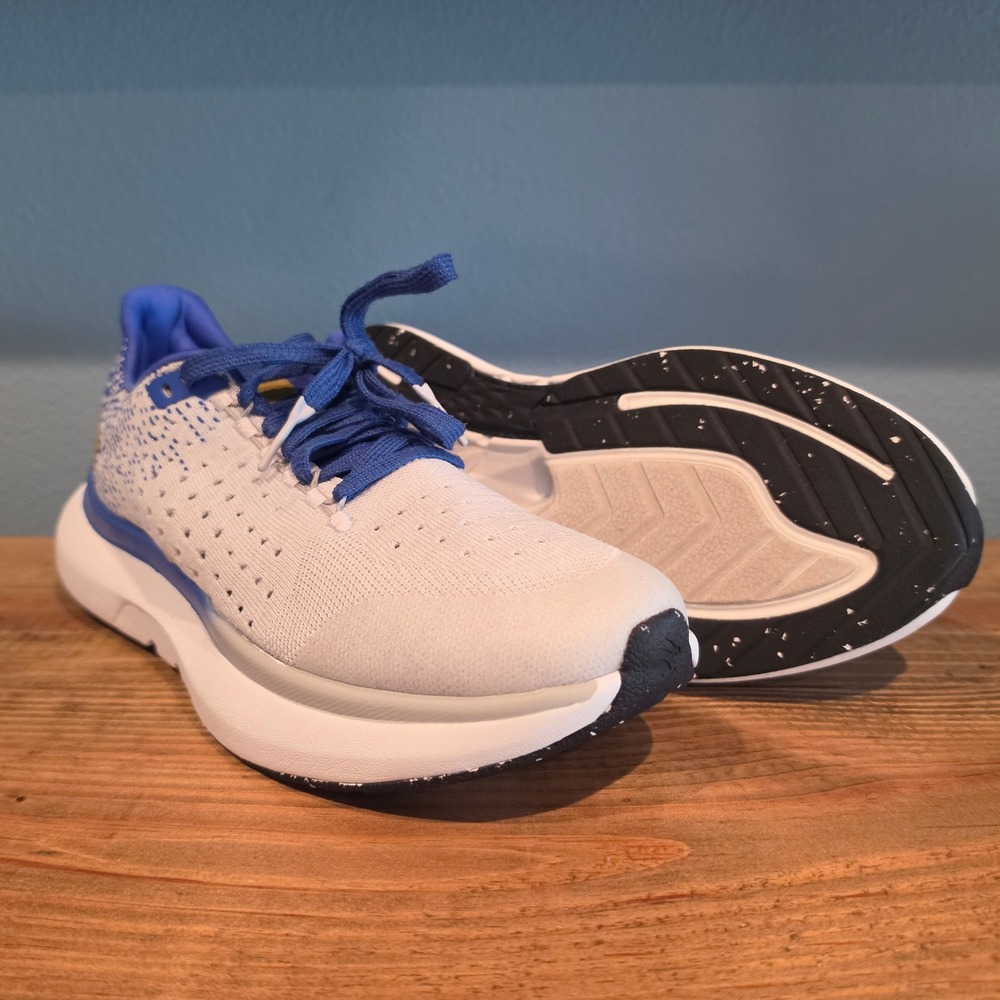 Rabbit Womens Running Shoes White Blue Dream Chaser Athletic Sneakers 10.5